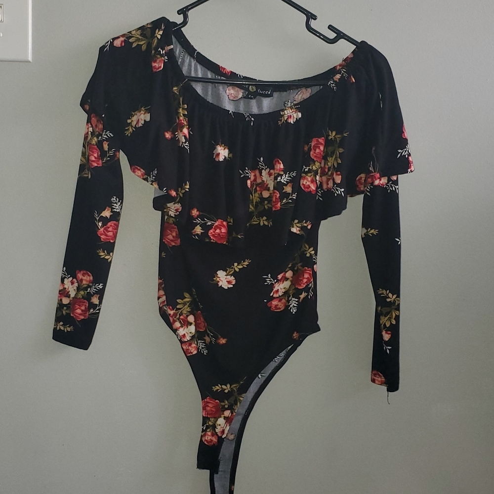 5/$25 NEW Long Sleeve Body Suit